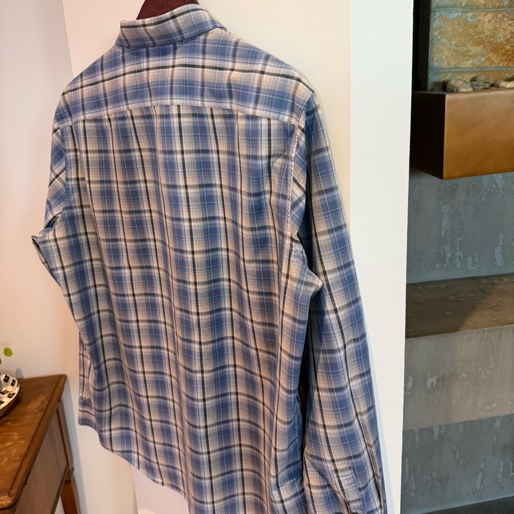 Michael Kors Dress shirt, Blue and White Plaid Long-Sleeve Shirt, Men’s Large - Picture 8 of 10